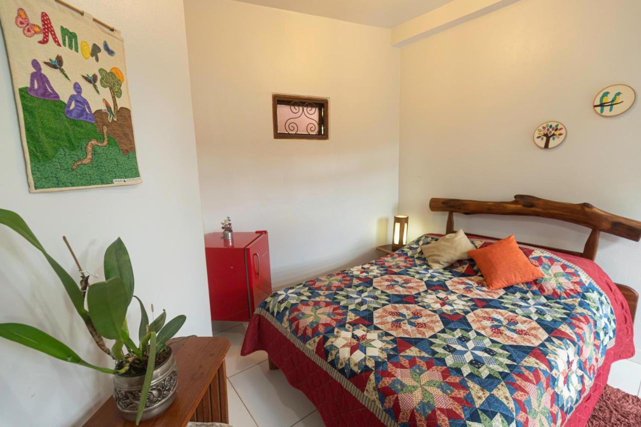 Buddy'S Hostel & Pousada Alto Paraiso อัลโต ปาไรโซ เด โกยาส ภายนอก รูปภาพ